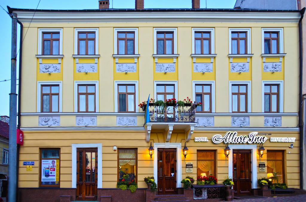 Allureinn Hotel And Spa Chernivtsi Exterior photo
